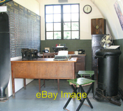 Photo 6x4 The Sad Sack Shack (display)  c2014