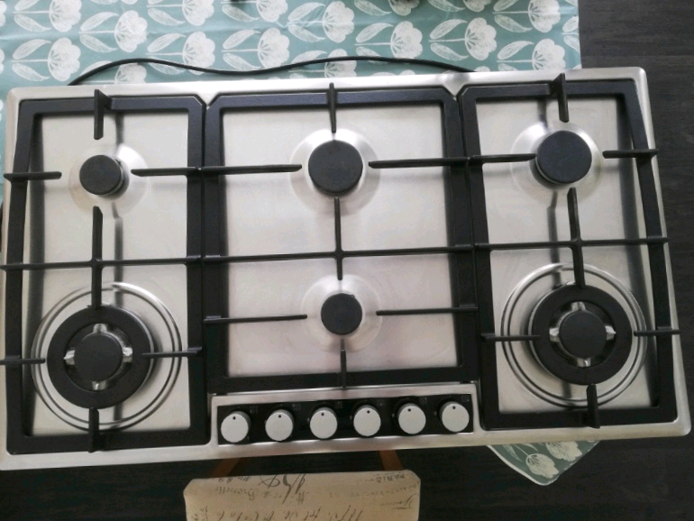 Siemens Gas Hob 6 Burner 900mm Wide with Wok Burners in Maryport