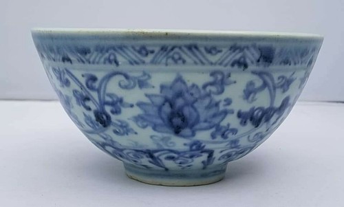 Beautiful Ming Chenghua / Hongzhi Period Chinese Bowl Lotus Scrolls Brushwork
