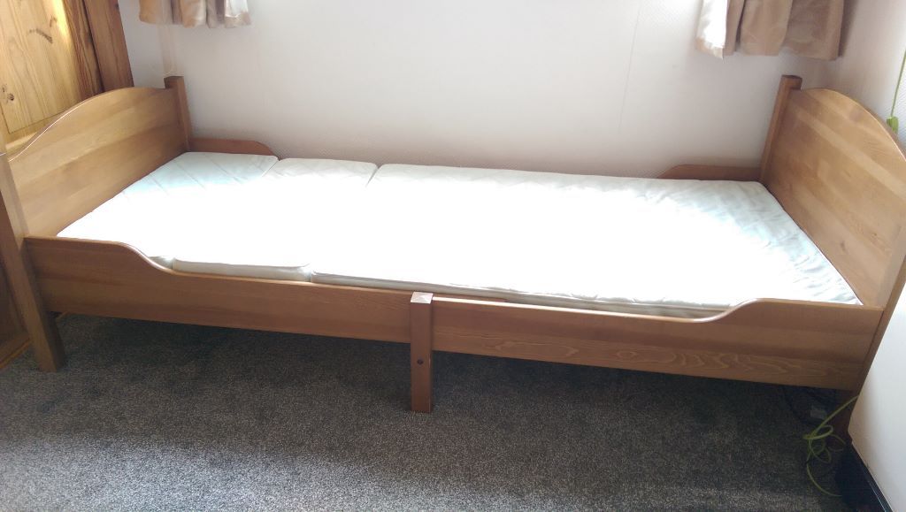 SUNDVIK Ikea Extendable children's bed with mattress in Chingford
