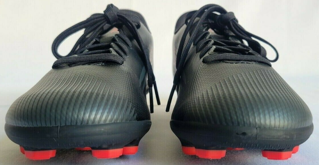 Youth Size 6Y Black Red Nike Mercurial Vapor 13 Club FG Soccer Cleats AT8161-060