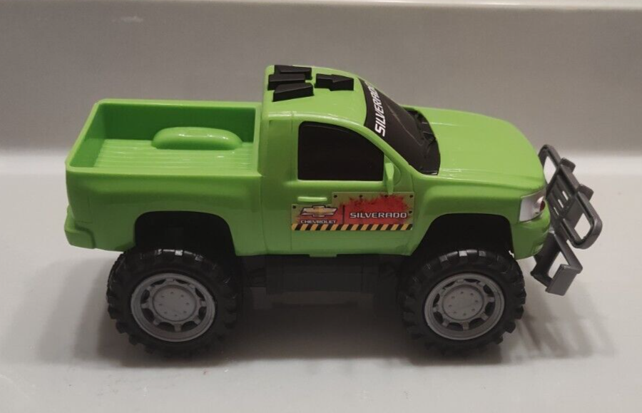 ミニカー Green light Pickup/ Truck Set Amazon.com: ModelToyCars 2018 Chevy Silverado 3500HD Dually