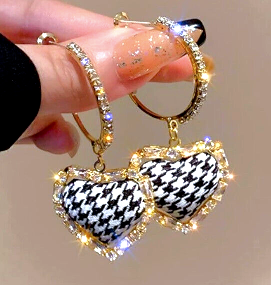 Classy HOUNDSTOOTH Black White HEART Rhinestone Betsey Johnson Dangle Earrings
