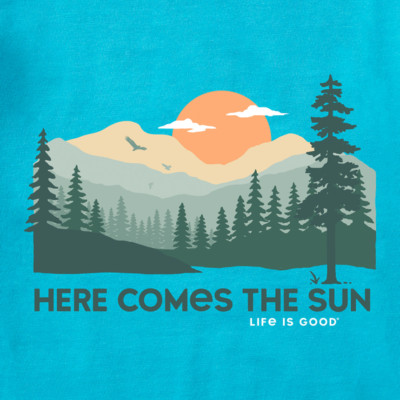 Men's Life Is Good Here Comes The Sun Mountains Trees Blue SS Crusher Tee