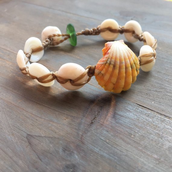 Hawaiian sunrise shell with puka shell bracelet