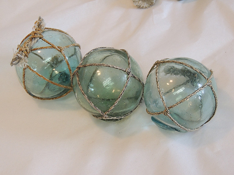 3 Vtg Japanese GLASS FISHING FLOATS Marks, Nets, Color Variations & bubbles (#34