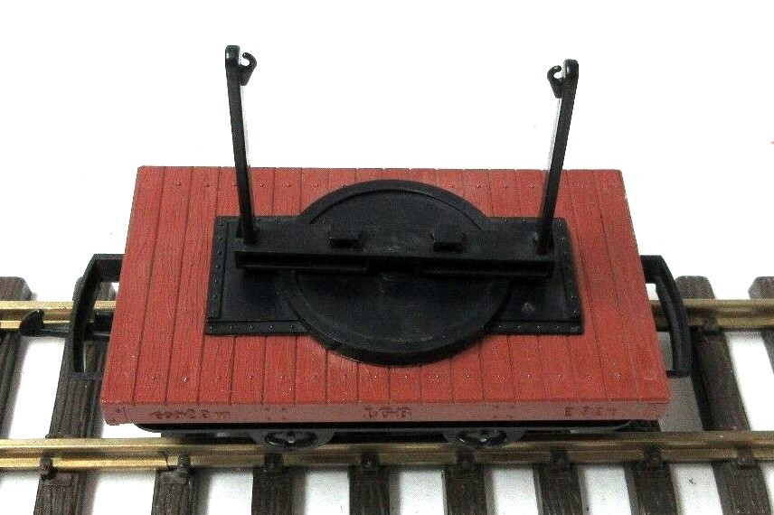 LGB   TRAIN CAR WAGON FREIGHT FLAT  no chain