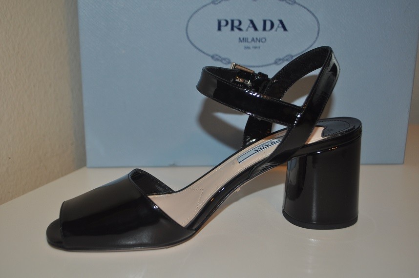 Pre-owned Prada Round Heel Ankle Strap Slingback Sandal Shoe 36 - 5.5 Black Patent