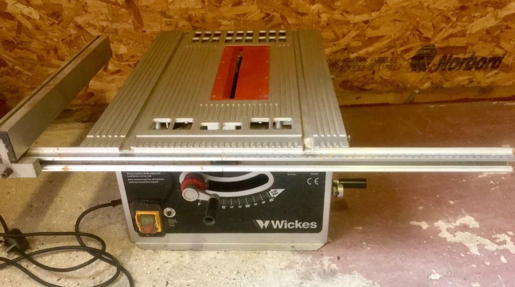 Wickes table saw 506642 in Ashford, Kent Gumtree