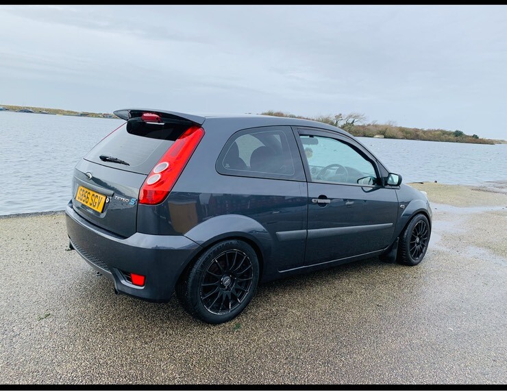 Ford fiesta mk 6