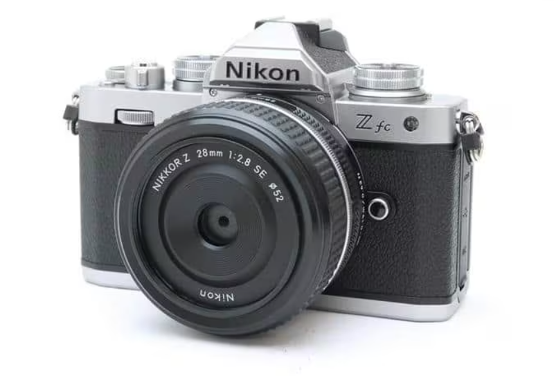 よっちゃん　Nikon Z fc 28/2.8 SE Kit 本体 よっちゃん Nikon Z fc 28/2.8 SE Kit 本体 Z FC + NIKKOR Z 28 F/