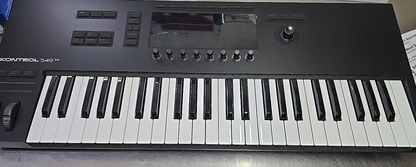 Native Instruments S-Series Komplete Kontrol S49 MK3 Native Instruments S-Series Komplete Kontrol S49 MK3