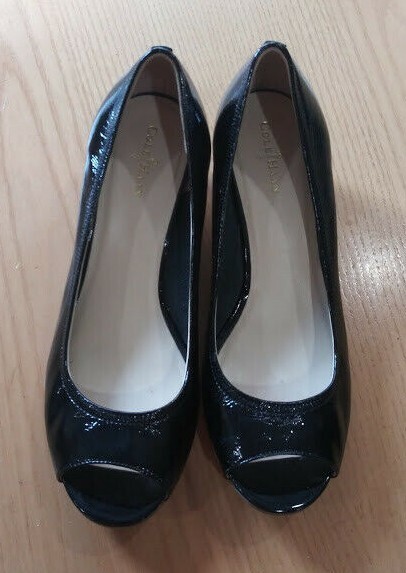 Cole Haan Black Patent Peep Toe Wedge Heels Shoes Size 8.5B