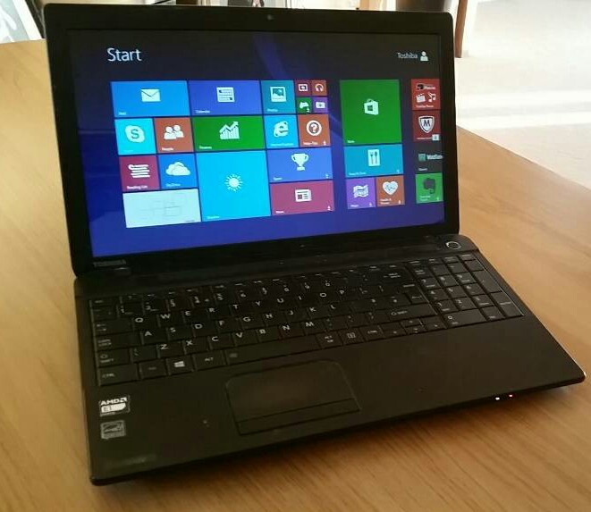Toshiba Satellite C50D-A-13X Laptop. Windows 8 | in Watford, Hertfordshire | Gumtree