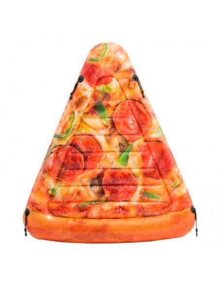 $ 10     Consulta nuestras valoraciones Añade esta tienda a Mis favoritos COLCHONETA PLAYA / PISCINA CON FORMA DE PIZZA 28,50 € Descubre esta original Colchoneta con forma de Pizza. Ideal para la playa, piscina, etc. Medidas: 145 x 175 cm. Capacidad máxima 1 persona. Peso máximo 100  kg. Incluye parche de reparación. Edad Recomendada: +14 años. *Producto oficial Intex. Trabajamos día a día para conseguir clientes como usted. Muchas gracias. Todos los regalos infantiles de tus personajes favoritos, aquí disponibles: https://www.pequenosgigantes.es  