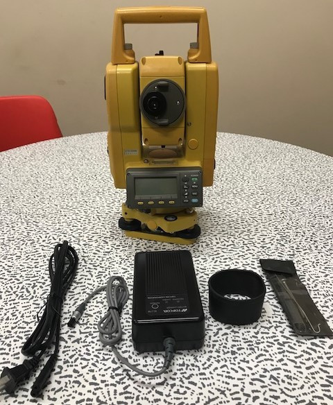 Topcon GTS-239W Total Station