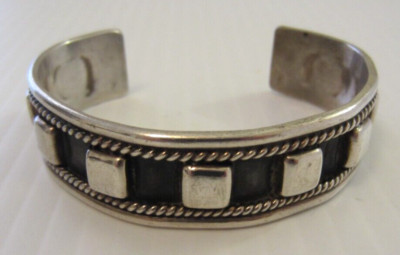 VTG Marked TS-1G8 Mexico Sterling Silver Cuff Bracelet 925 Silver Studs Rope  
