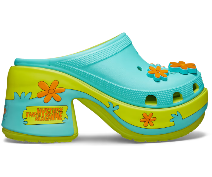 Pre-owned Crocs Scooby-doo Siren Clog 210107 Lime Punch Size W7 In Green