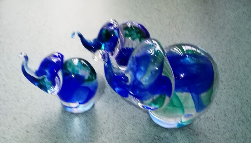 King's Lynn Glass Elephant & 2 Calves, blue and green glass in