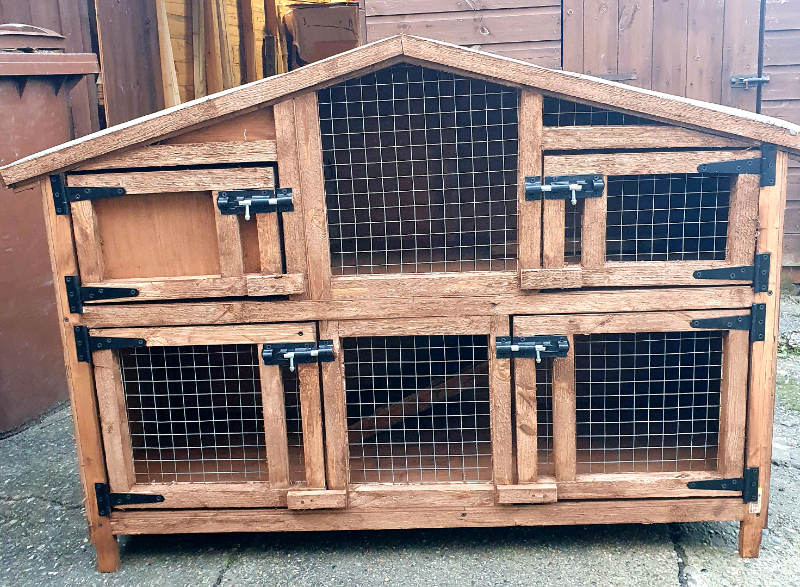 NEW 4FT DOUBLE RABBIT/GUINEA PIG HUTCH NEW in Old Basford