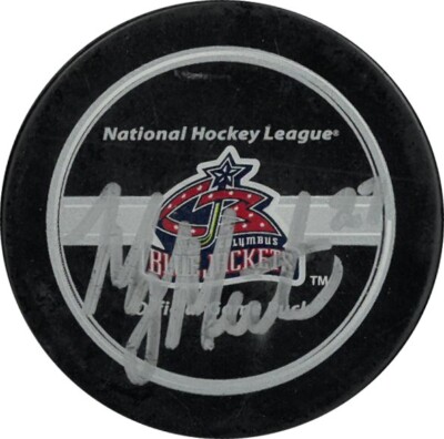 Manny Malhotra signed Columbus Blue Jackets Logo NHL Hockey Puck - Team COA