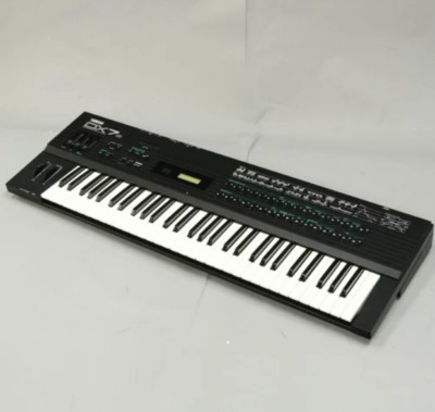 Yamaha DX7S Digital Synthesizer Keyboard USED(Confirmed to be energized)