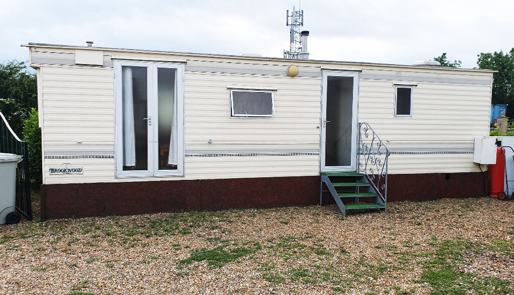 Static Caravan To Rent Furnished Washing Machine and Dryer