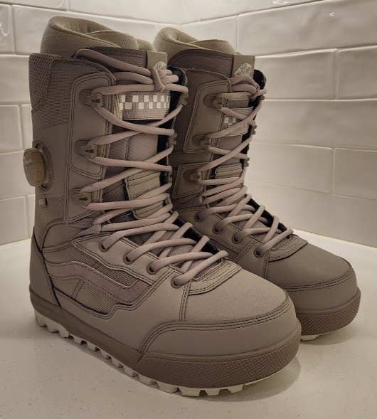 Vans 25/26 Invado Pro Mushroom Mens Size 9 Snowboard Boots