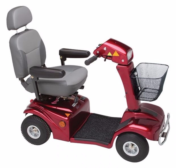 ELECTRIC MOBILITY RASCAL 450 4 WHEEL MOBILITY SCOOTER. in Exeter