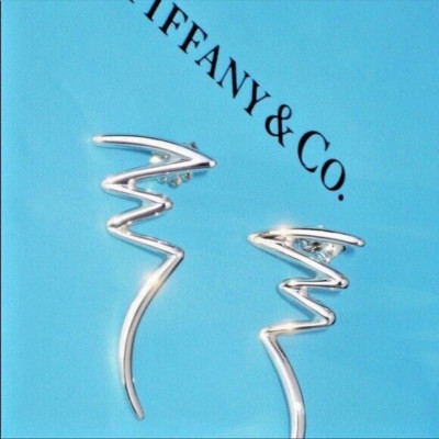 Tiffany & Co. Rare Picasso Silver Zig Zag Earrings