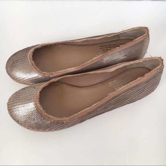 Pedro Garcia blush raw silk sequin flats 10.5