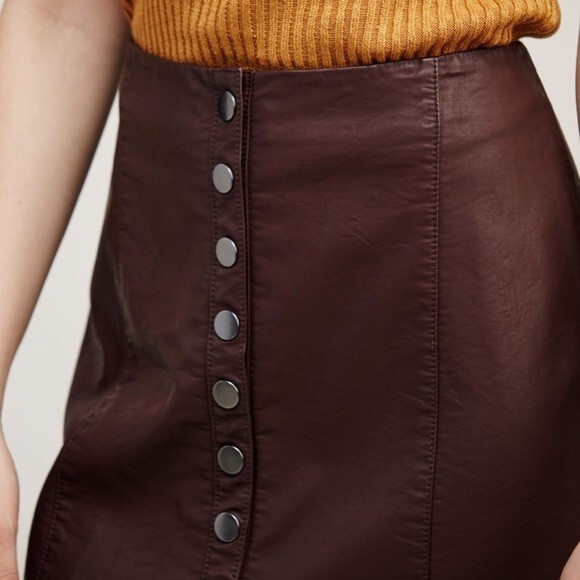 

Коричневая мини-юбка FREE PEOPLE OH SNAP Button из веганской искусственной кожи в стиле ретро,  США L, Коричневый