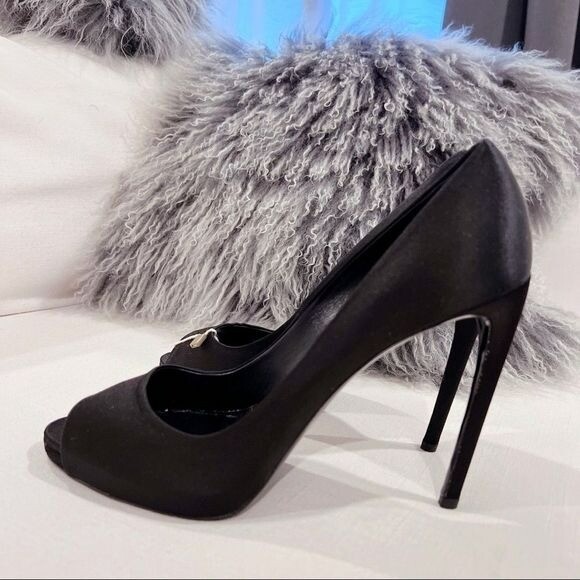 Pre-owned Roger Vivier Open Toe Satin Pumps Nero Size 41
