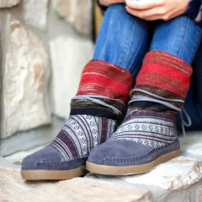 TOMS Nepal Boots Fleece Warm Gray Red Boho Chic Winter Comfy Shoes, Size 7