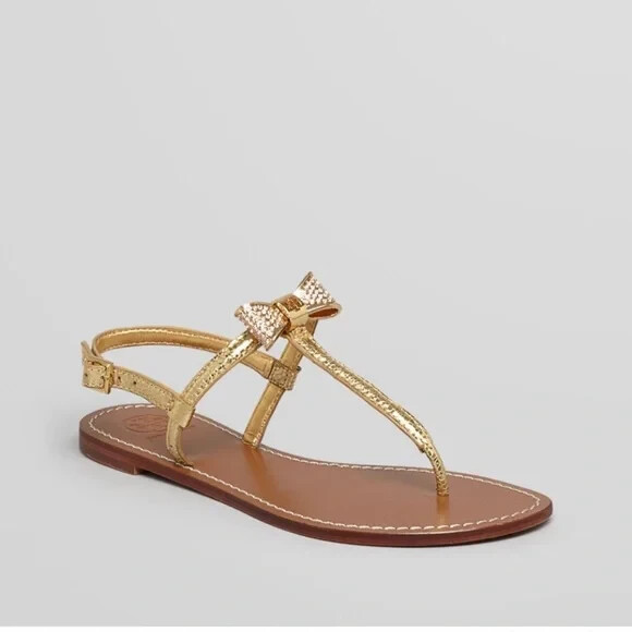 

TORY BURCH Босоножки Bryn с золотистым металлизированным стразами и кристаллами и бантом с логотипом на плоской подошве, 11 м, Золотой, TORY BURCH Bryn