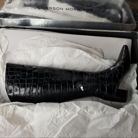 Pre-owned Sigerson Morrison Women's Black Paislee Croc Leath Knee High Boot 37- 0162, 0163
