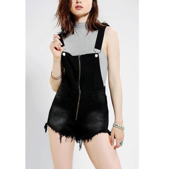 NWOT UNIF Women's Yokel Cutoff Front Zip Overalls/Shortalls