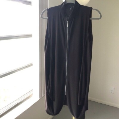 Sun Kim St John Long tunic layering piece zip front sleeveless Lagenlook 