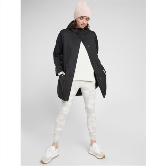 

ATHLETA Парка RainOut  с видом на озеро, маленькая | Черное пальто #631301 НОВИНКА, Черный