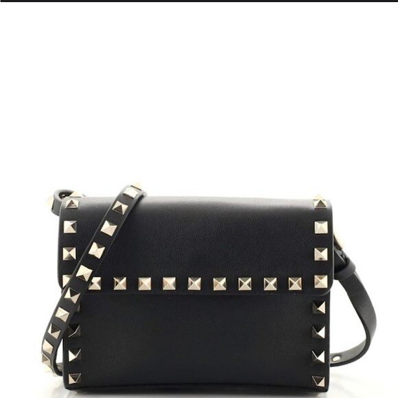 【未使用品箱付き】VALENTINO Black Rockstud　Bag 24316476_58465507_600.jpg