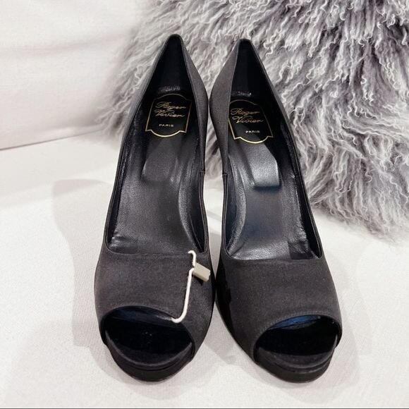 Pre-owned Roger Vivier Open Toe Satin Pumps Nero Size 41