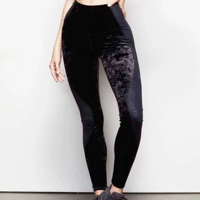 Good American 2 Black Leopard print Velvet Leggings 0537 medium womens  casual