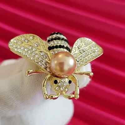 Beautiful Bumble Bee Brooch W/Goldish Color Faux Pearl Crystal Wedding Gift Set
