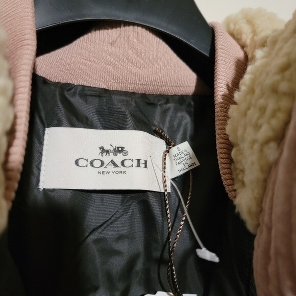 Pre-owned Coach Pink Puffer Jacket Size Small