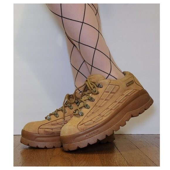 【レア】courreges タンクトップ y2k 00s vintage レア】courreges タンクトップ y2k 00s vintage Courreges