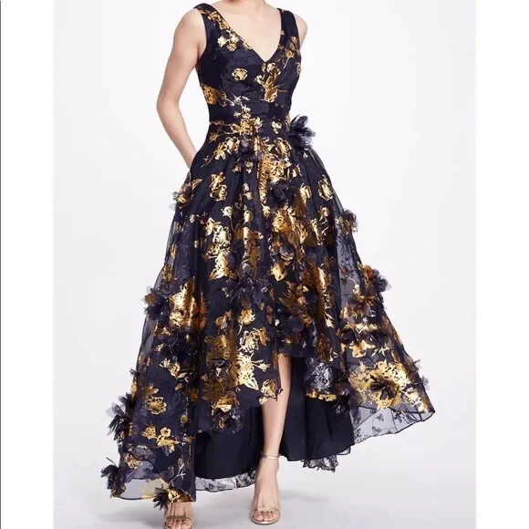 Marchesa Notte 黒と金のロングドレス （15号）（US12） $_57.JPG?set_id=880000500F