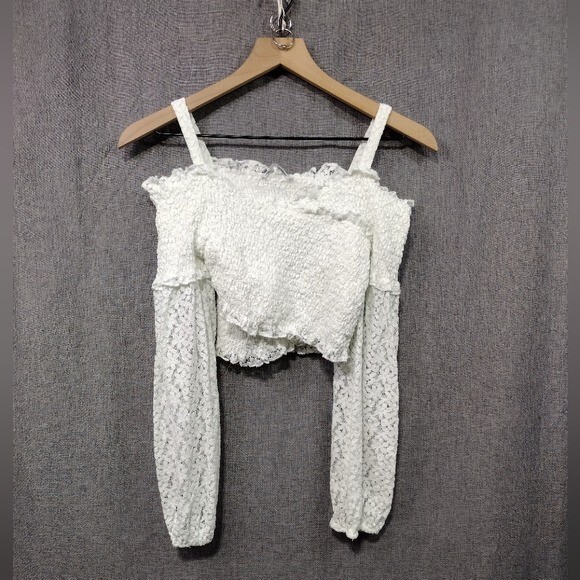 トップス CRANK Lace String Off Shoulder Top_White LACE STRING OFF SHOULDER TOP_WHITE - crank | 60% - Asian