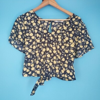 LUSH Women's Size Small Floral Tie Back Short Sleeve Open Back Blouse