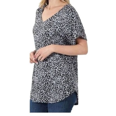 Zenana Grey leopard Cuffed Sleeve Tee Size S