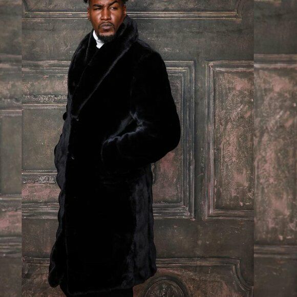 Pre-owned Fashion Men's  Black Faux Fur Overcoat